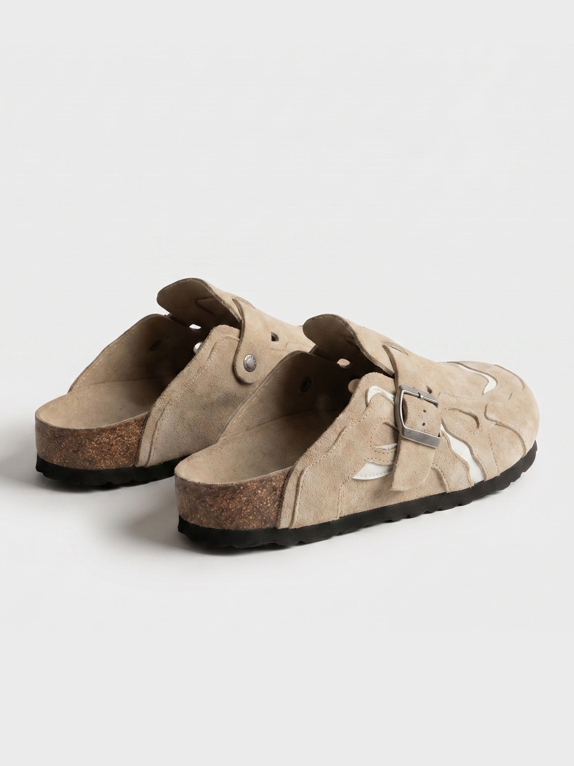 Wavey Clogs - Beige