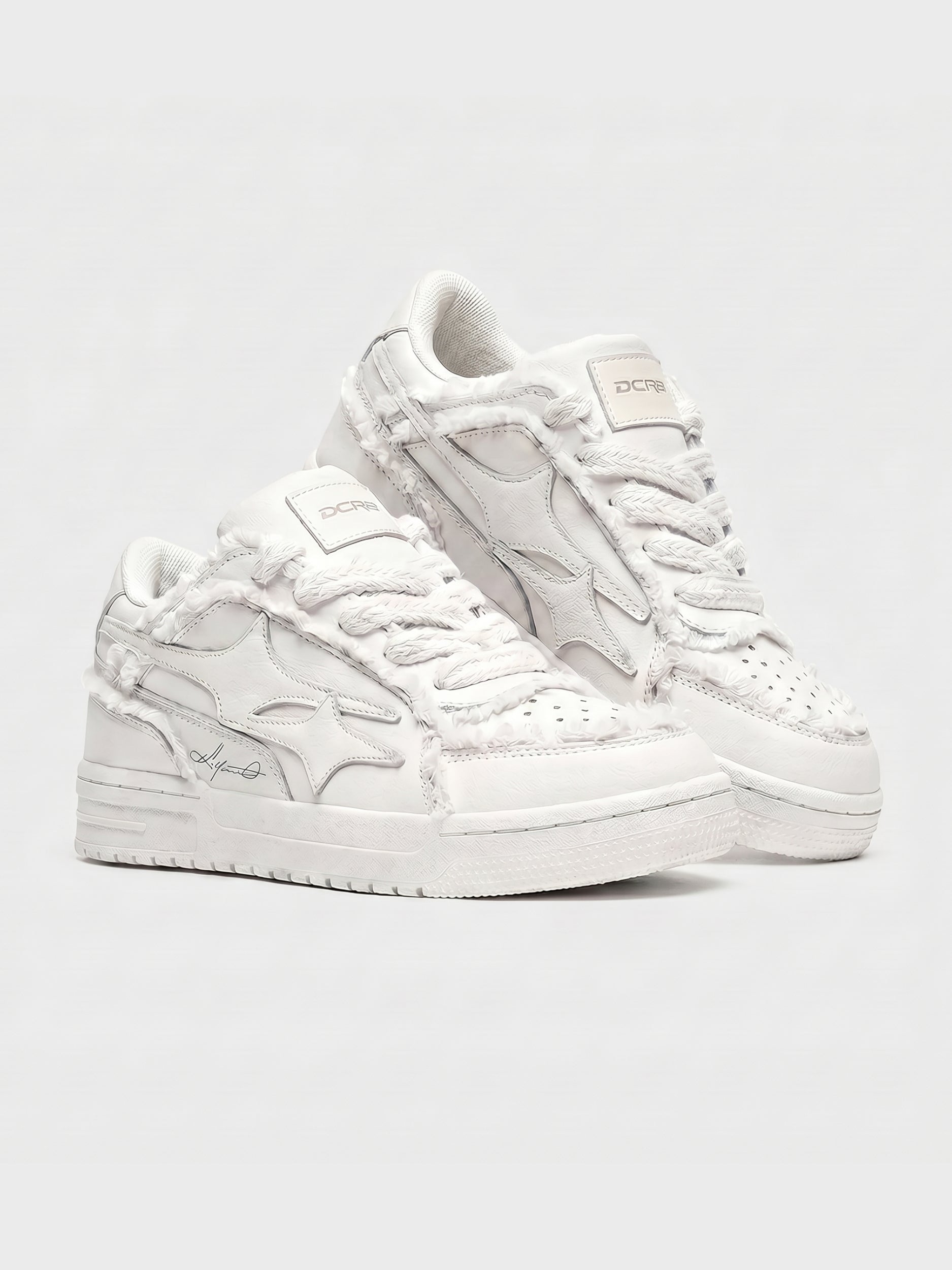 DCRB Broken Creme Sneakers