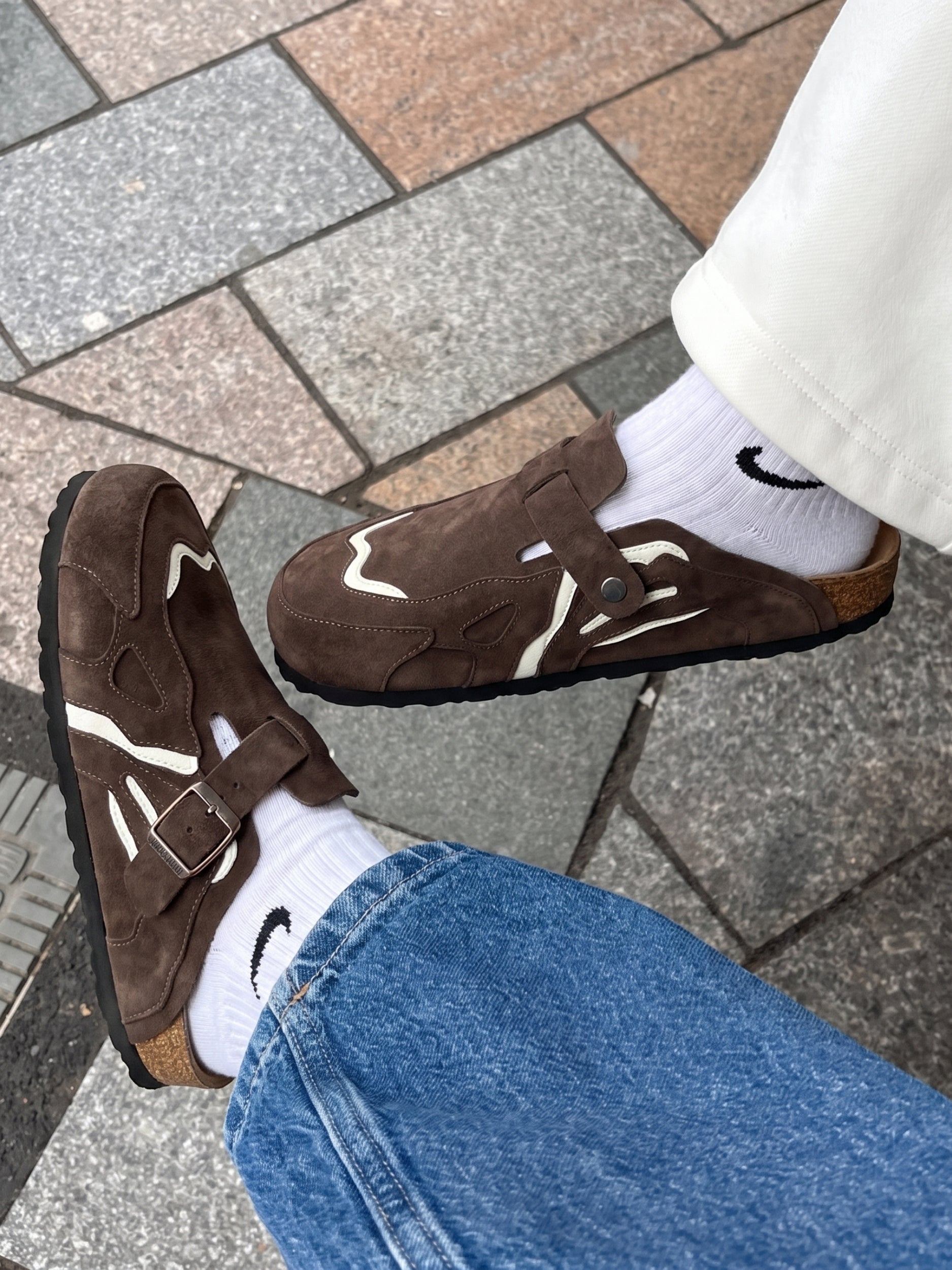 Wavey Clogs - Grey