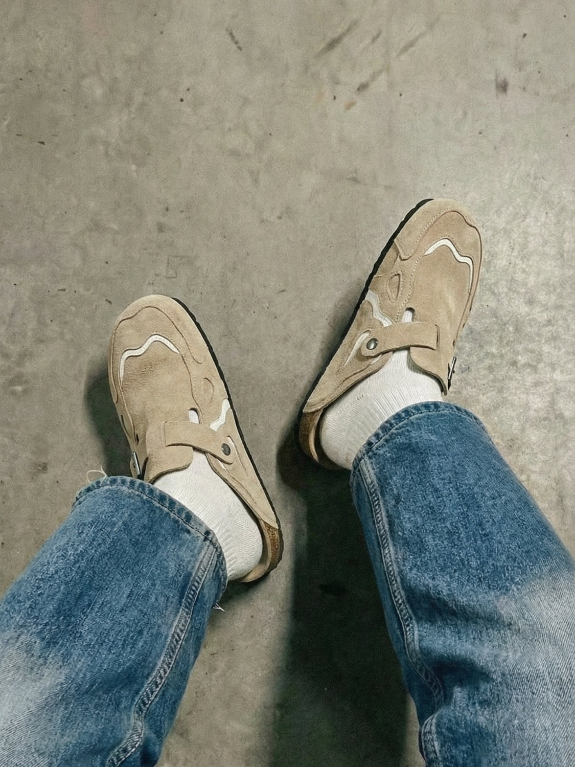 Wavey Clogs - Grey