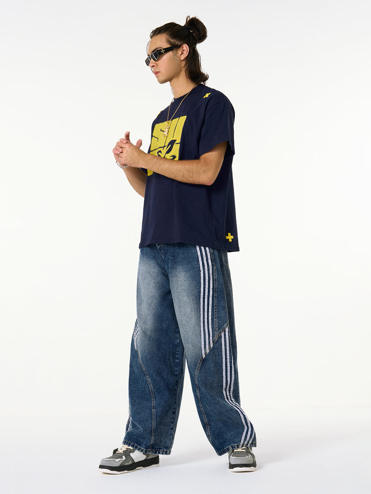 Side-Stripe Barrel Jeans