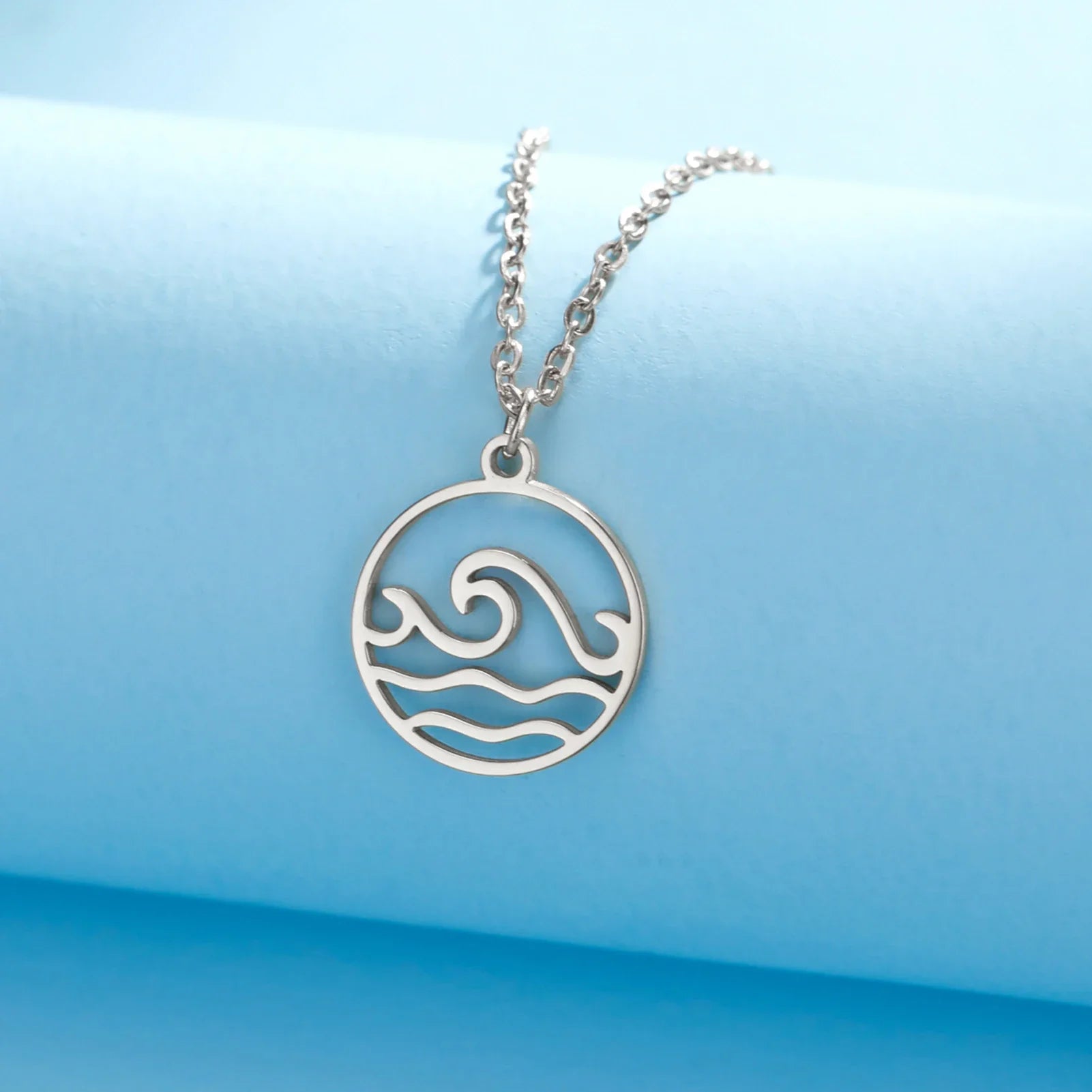 Sea Wave Necklance Print