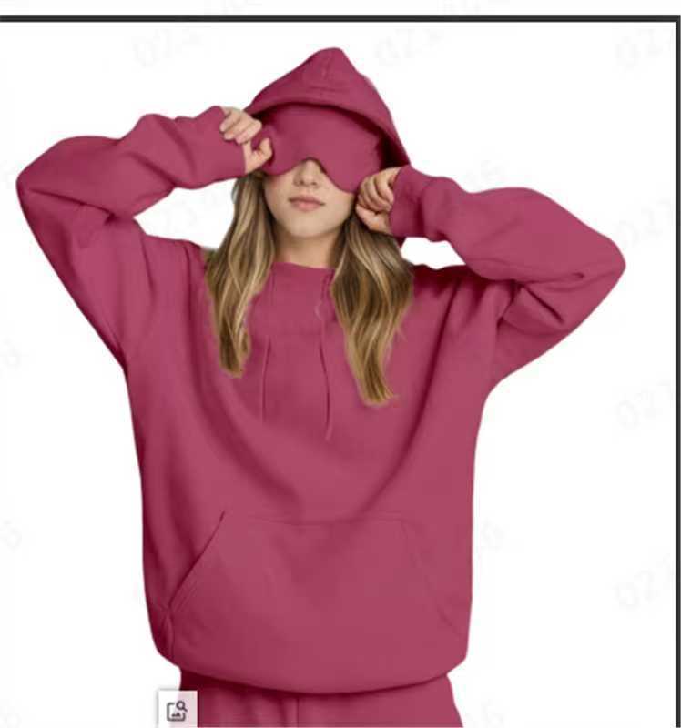 Off-Duty Eye Mask Lounge