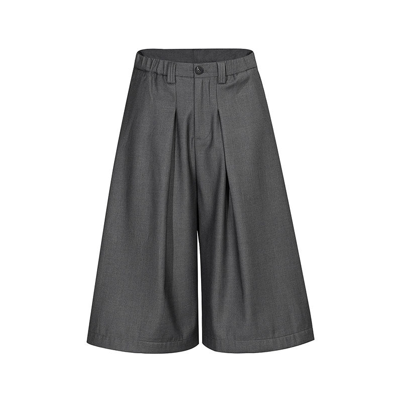 Pleated Baggy Shorts