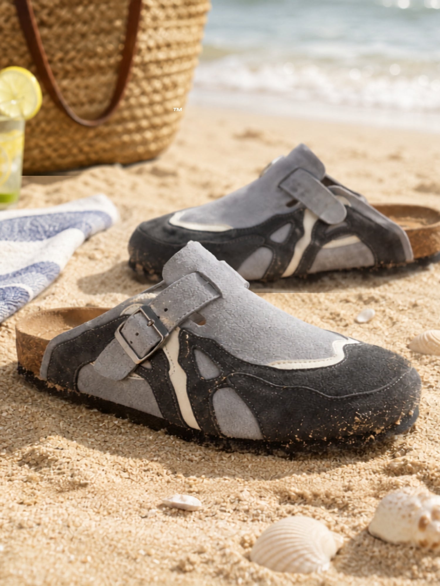 Wavey Clogs - Ash Grey