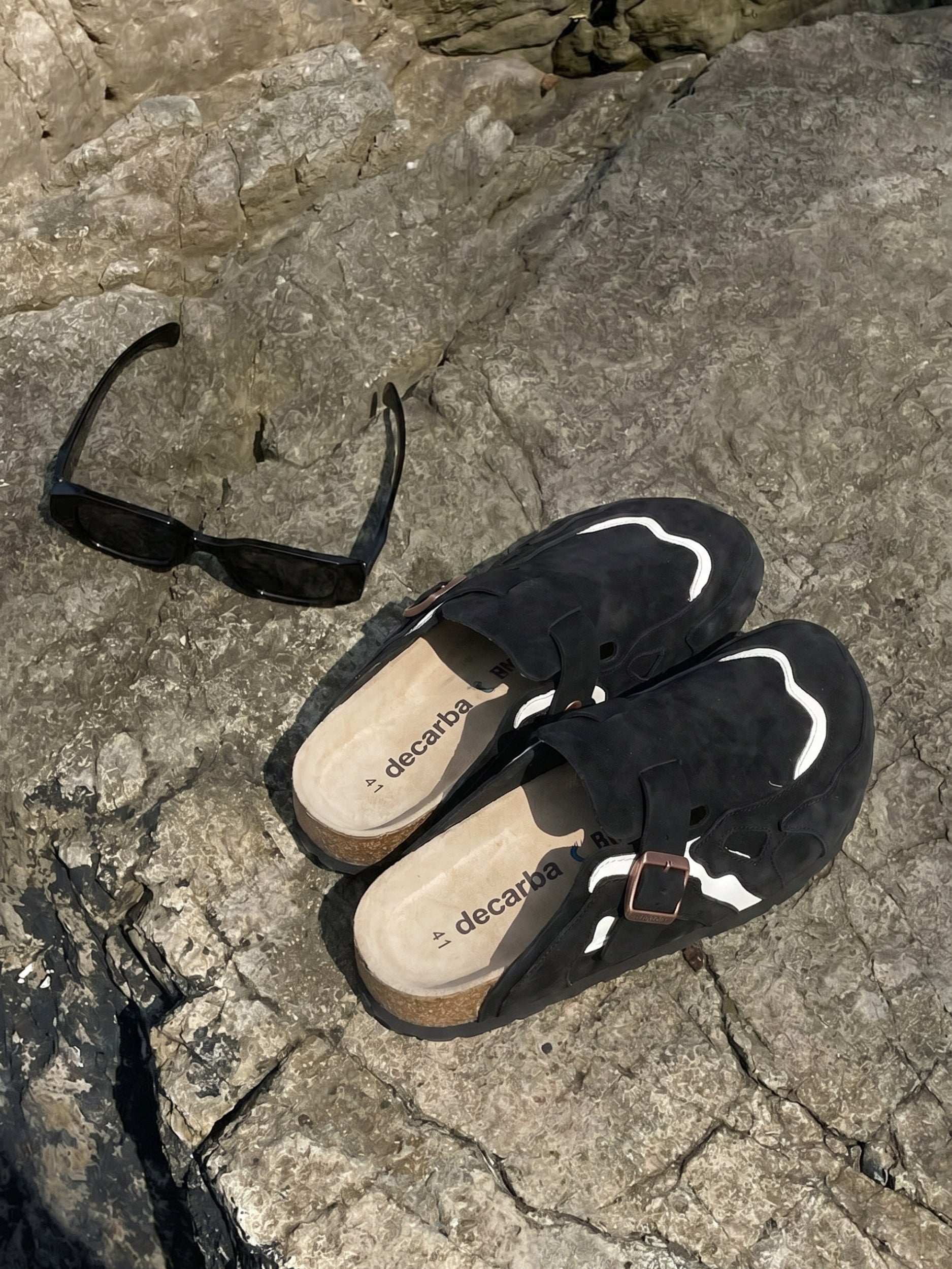 Wavey Clogs - Beige