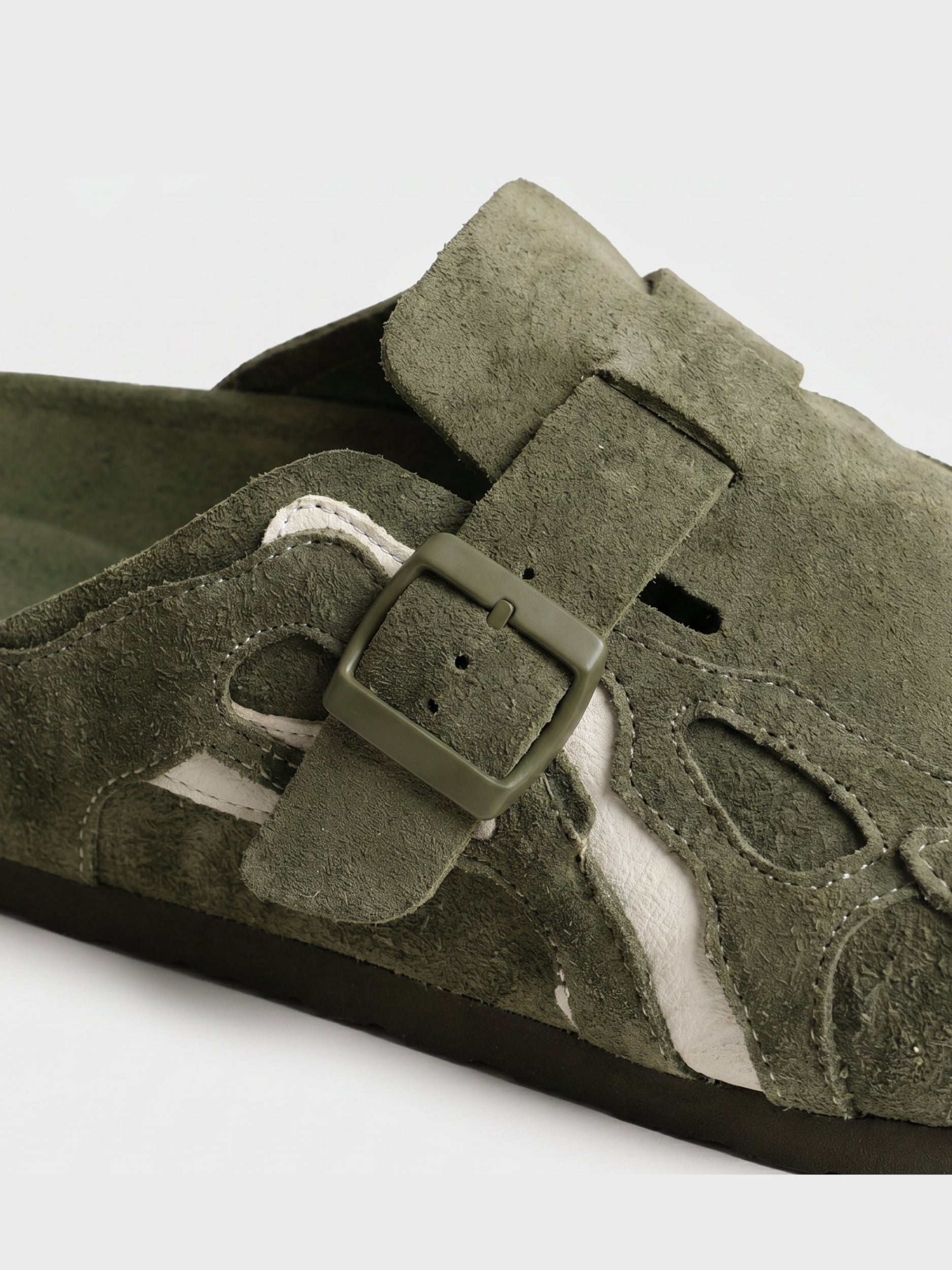 Wavey Clogs - Army Green