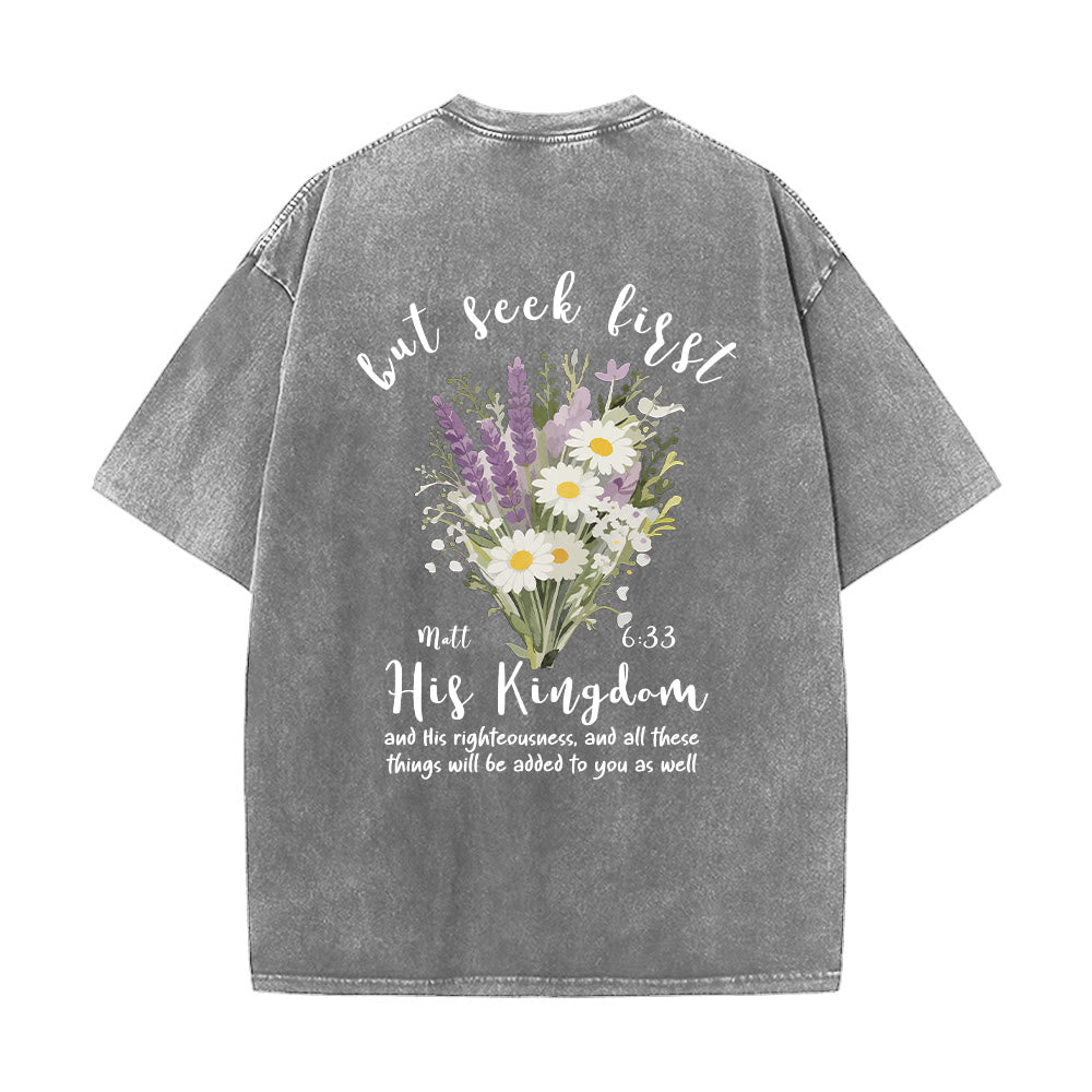 Christianartworkshop Tiny Lavender Daisy Bouquet Large Back Floral Arrangement Inspirational Verse Washed T-Shirt
