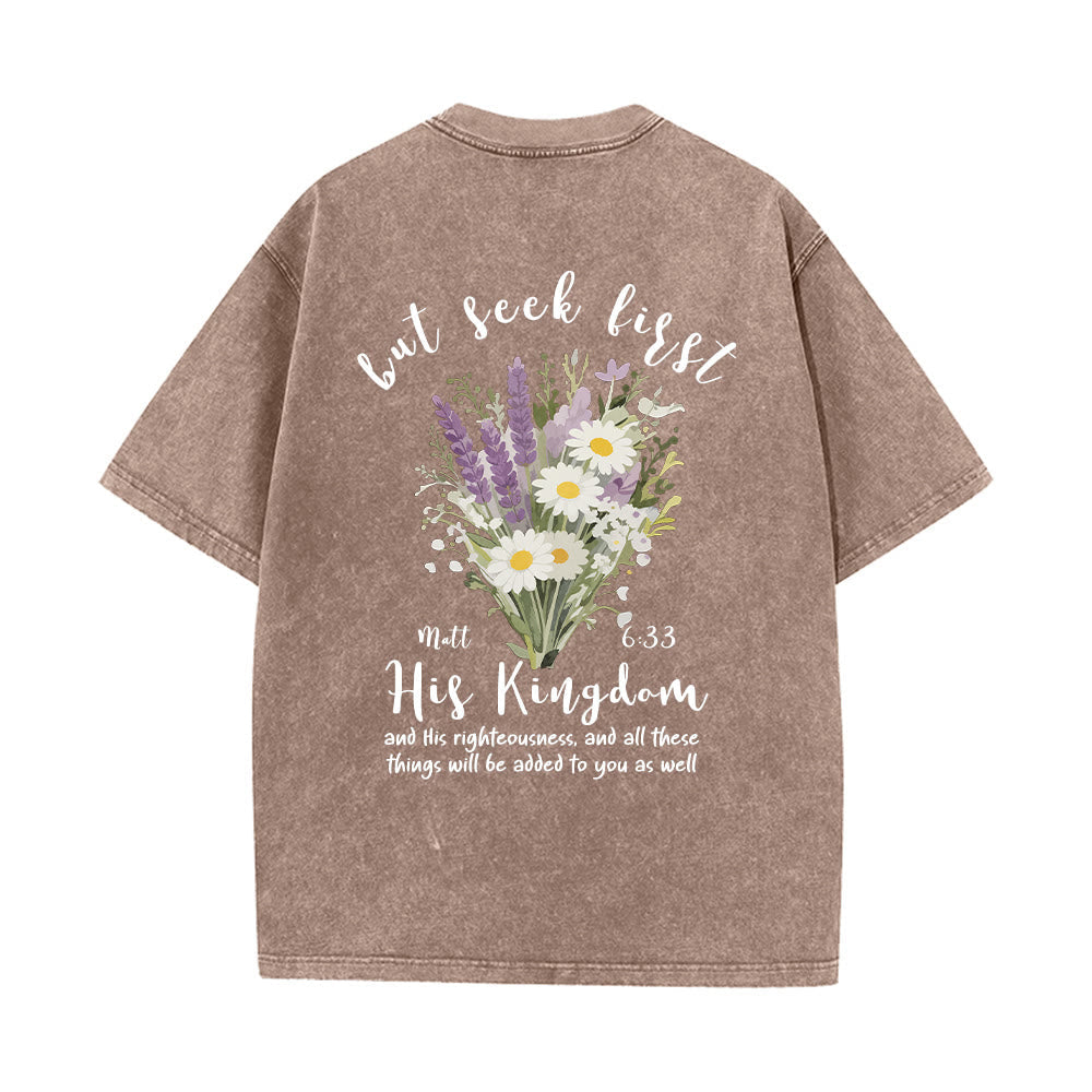 Christianartworkshop Tiny Lavender Daisy Bouquet Large Back Floral Arrangement Inspirational Verse Washed T-Shirt