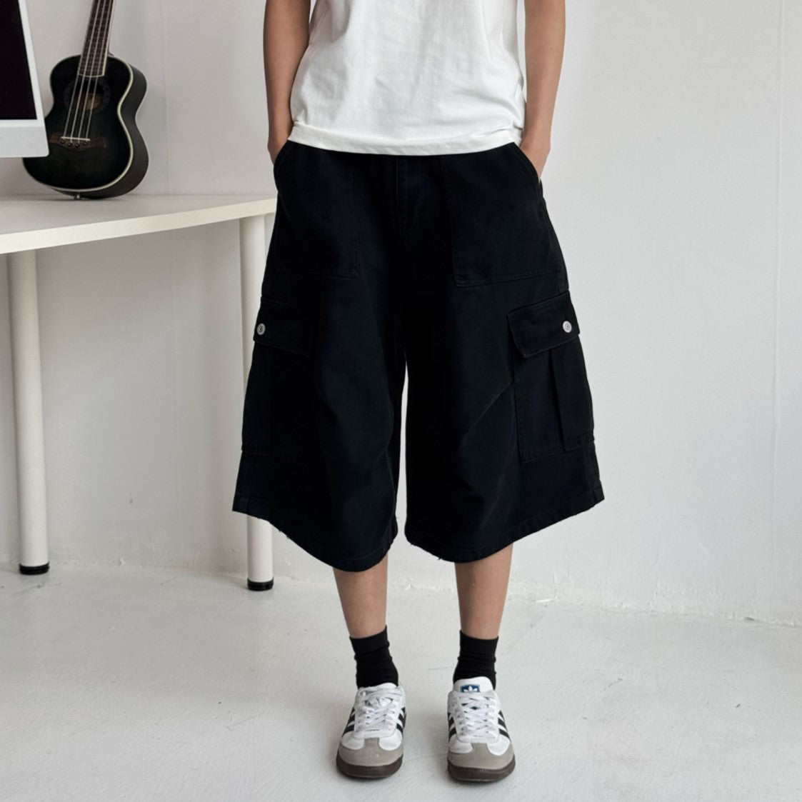 Adjustable Waist Cargo Shorts