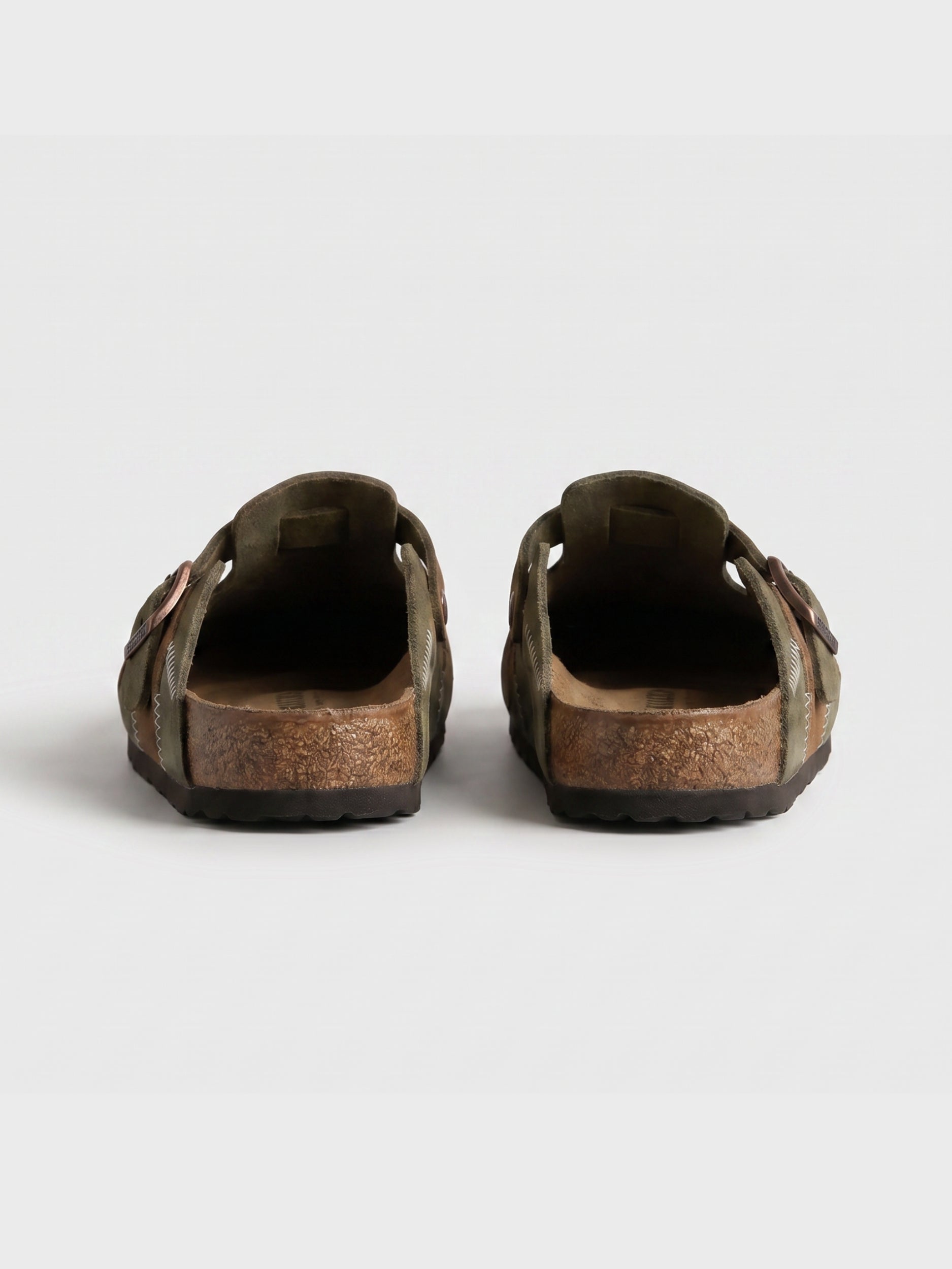Wavey Clogs - Army Green