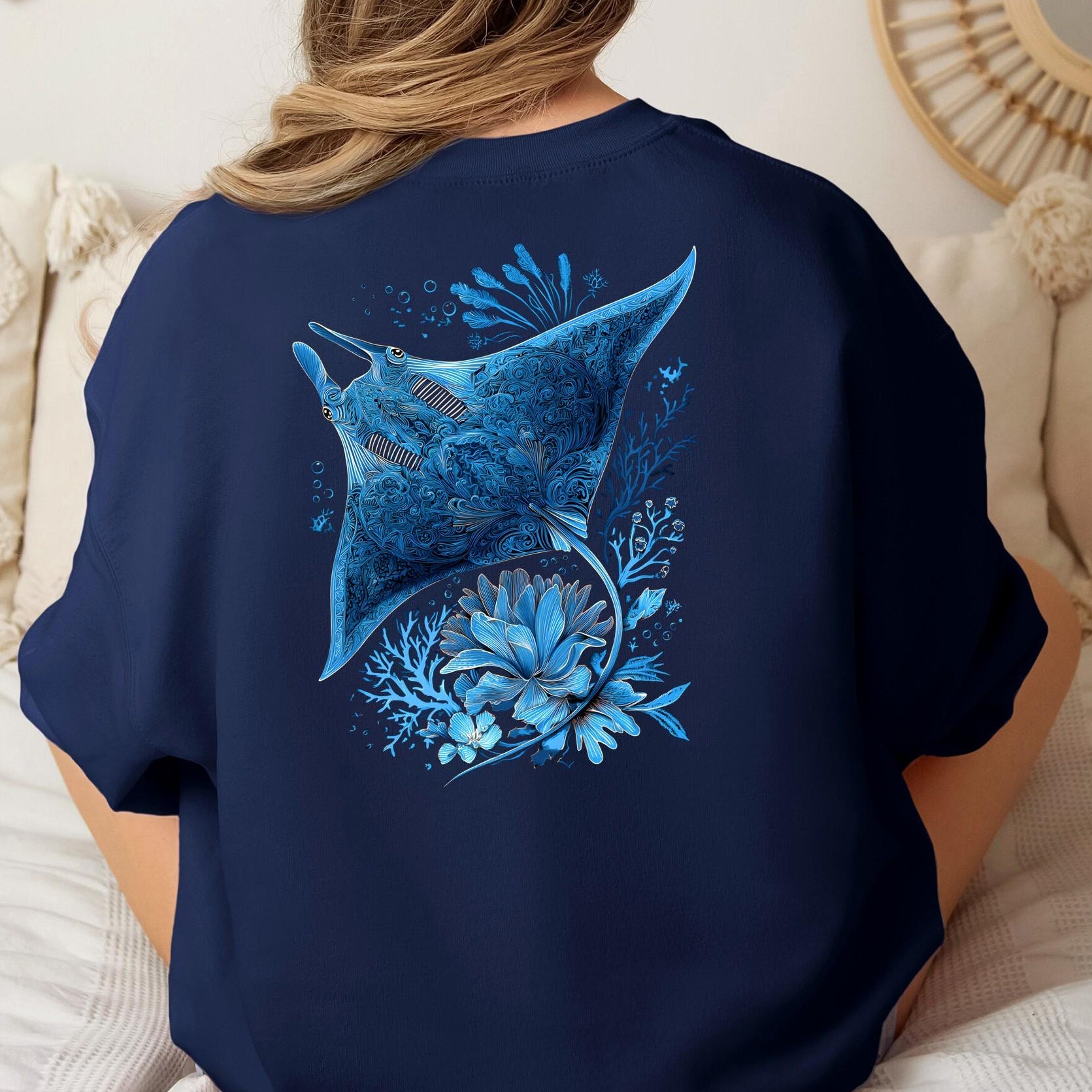 Manta Ray Sweatshirt V7